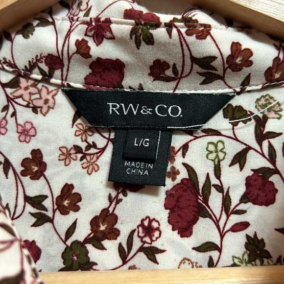 RW&Co floral button up - Picture 3 of 6